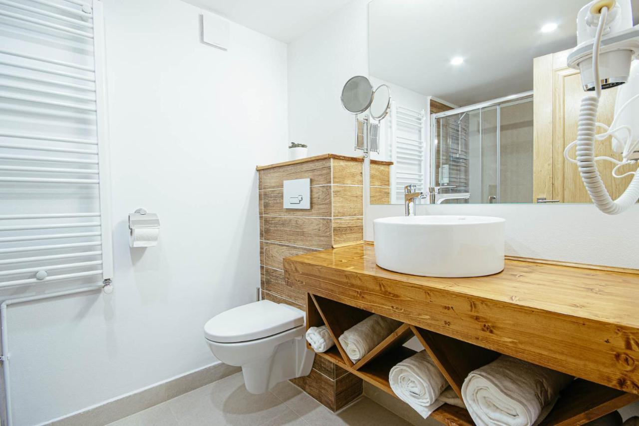 Buchenland Hotel Moldvahosszúmező Kültér fotó